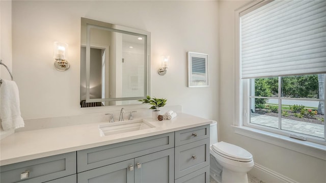 14665 Como Cir, Lakewood Ranch, FL 34202 - bathroom with vanity and toilet