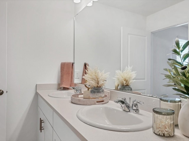 8733 Winter Breeze Way, Sarasota, FL 34241 - bathroom featuring double vanity