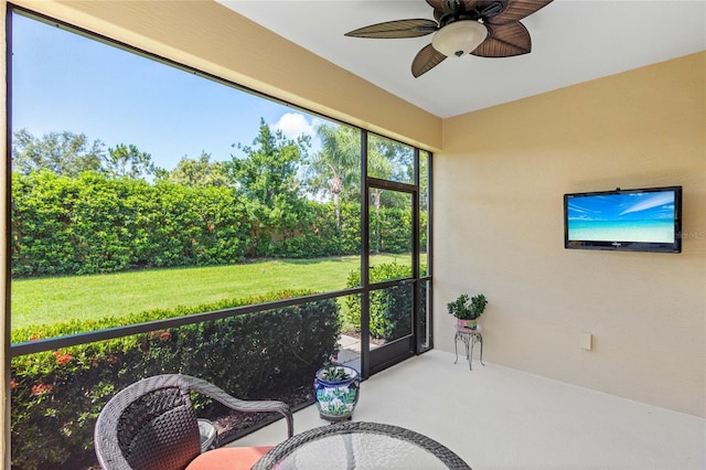 2070 Crystal Lake Trl, Bradenton, FL 34211 - unfurnished sunroom with a ceiling fan