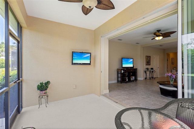 2070 Crystal Lake Trl, Bradenton, FL 34211 - view of sunroom / solarium