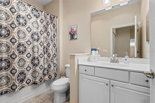 2070 Crystal Lake Trl, Bradenton, FL 34211 - bathroom featuring vanity, tile patterned flooring, and shower / bath combo