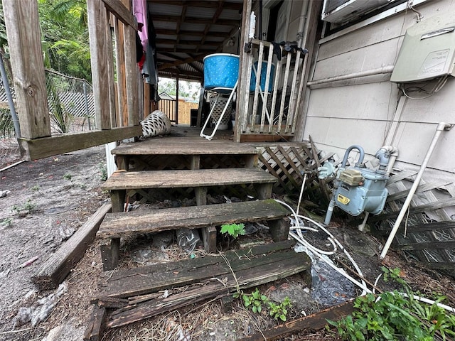 2230 50th Ave N, Saint Petersburg, FL 33714 - exterior view of gas meter and stairway