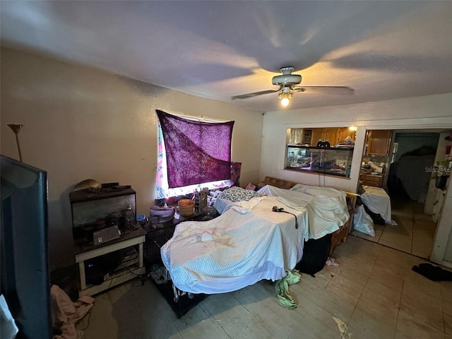 2230 50th Ave N, Saint Petersburg, FL 33714 - bedroom featuring ceiling fan
