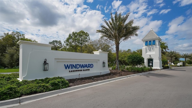 2321 Blue Mahoe Ln, Sarasota, FL 34240 - view of community / neighborhood sign