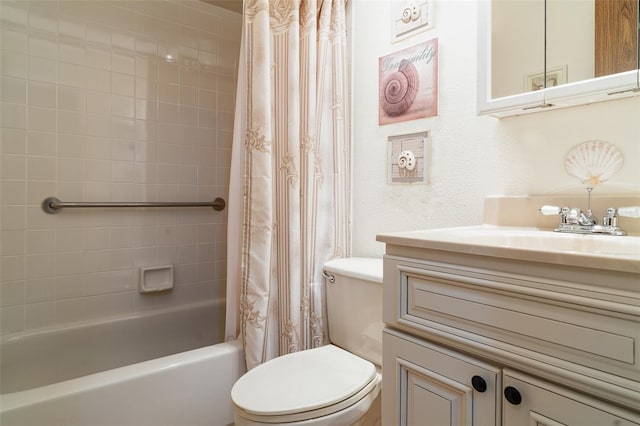 4165 66th Street Cir W Unit H, Bradenton, FL 34209 - full bathroom featuring vanity and shower / tub combo