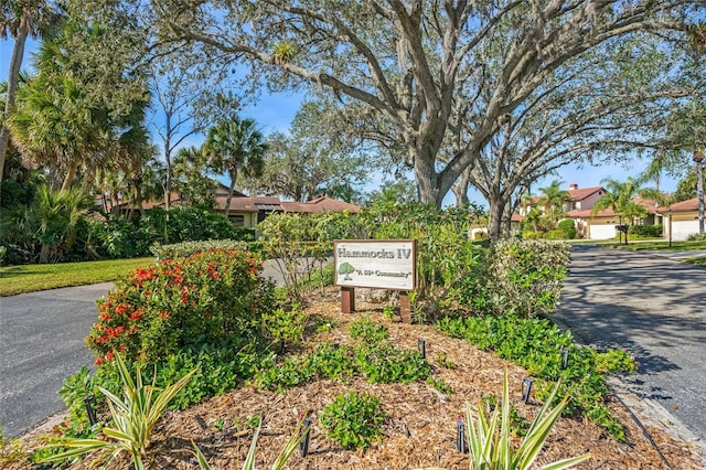 4637 Willow Wood Cir Unit 44, Sarasota, FL 34241 - view of community sign