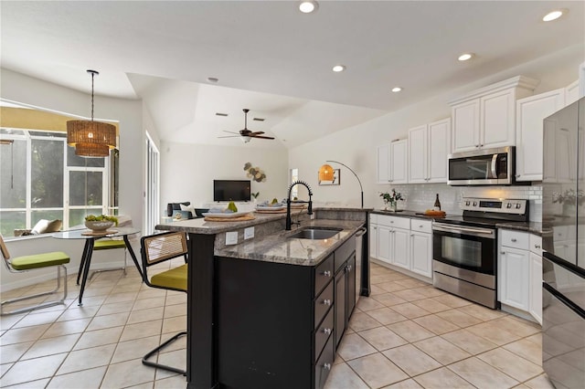5401 Oak Grove Ct, Sarasota, FL 34233 - photo 25