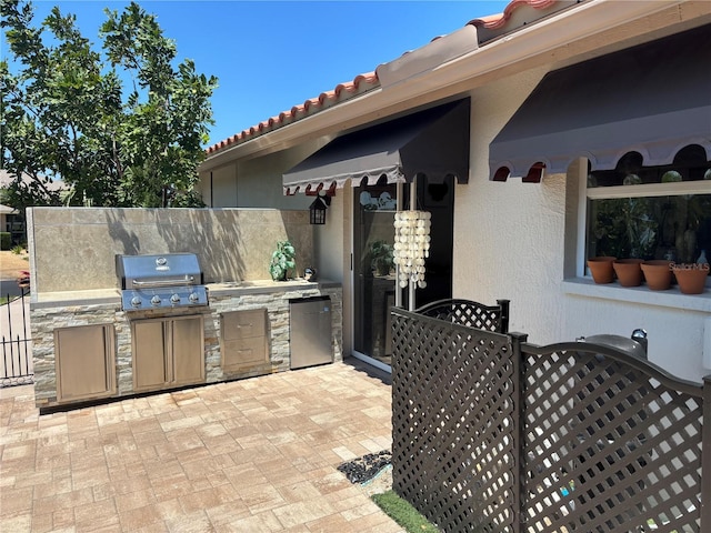 4907 Kilty Ct E, Bradenton, FL 34203 - view of patio / terrace with area for grilling