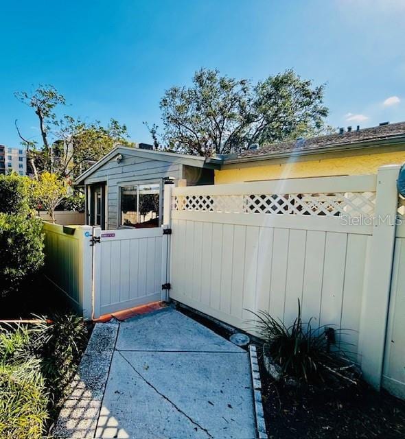 2607 29th Ave W, Bradenton, FL 34205 - view of outdoor structure featuring a gate