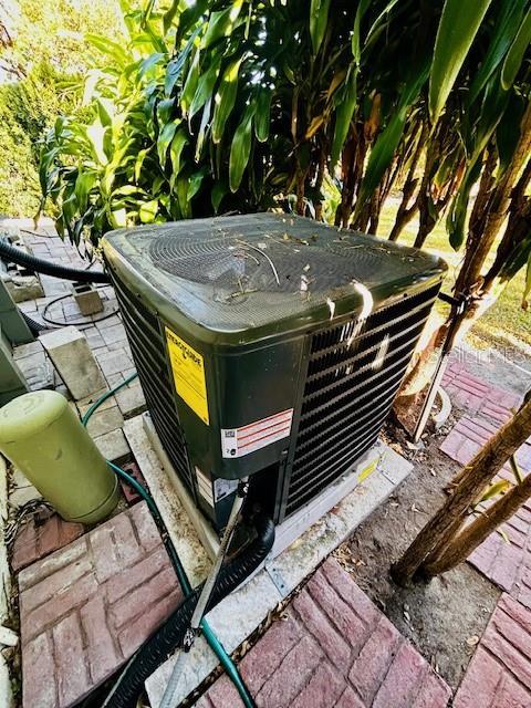 2607 29th Ave W, Bradenton, FL 34205 - exterior view of cooling unit
