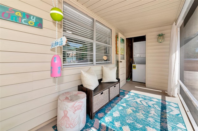 5948 Mirror Lake Rd, Sarasota, FL 34238 - sunroom / solarium with stacked washer / dryer