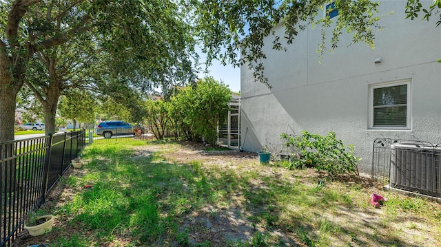 8804 Founders Cir, Palmetto, FL 34221 - view of fenced backyard