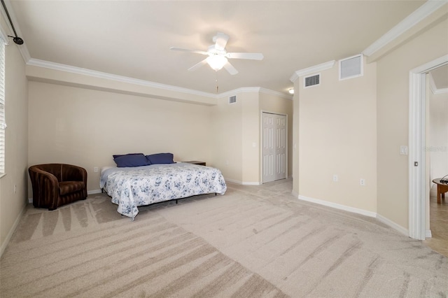 6923 Grand Estuary Trl Unit 101, Bradenton, FL 34212 - bedroom featuring carpet floors, ornamental molding, a closet, and a ceiling fan