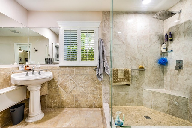 14544 Riverside Dr, Fort Myers, FL 33905 - bathroom with a walk in shower