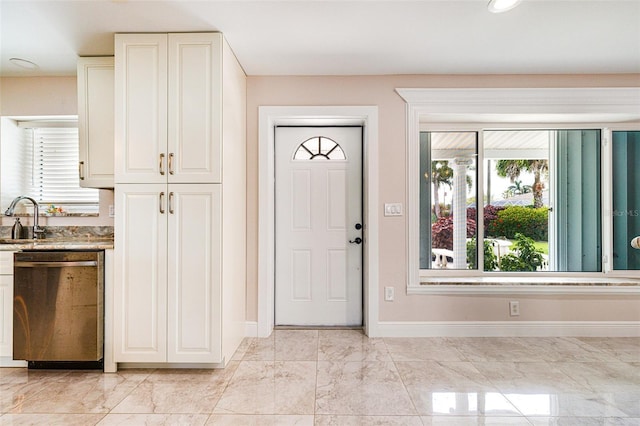 14544 Riverside Dr, Fort Myers, FL 33905 - entrance foyer with baseboards, light marble finish floors, plenty of natural light, and recessed lighting
