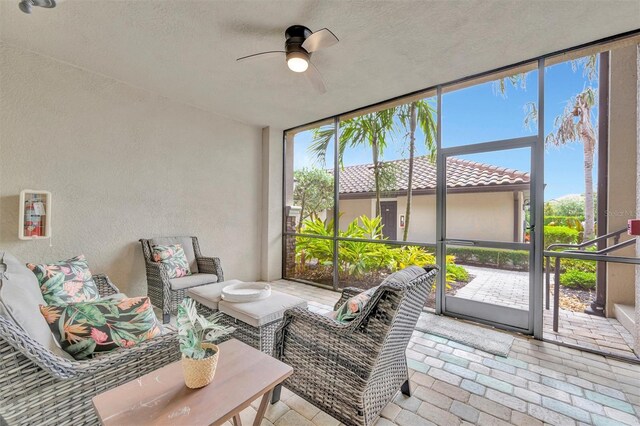 5528 Palmer Cir Unit 104, Bradenton, FL 34211 - sunroom featuring ceiling fan
