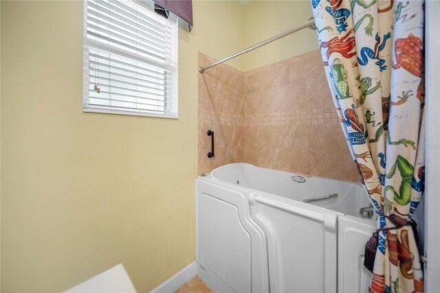 305 Siena Vista Pl, Sun City Center, FL 33573 - full bathroom with shower / bath combo