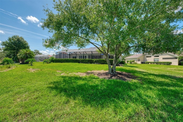 7302 Dunes Ct, Bradenton, FL 34202 - view of green lawn