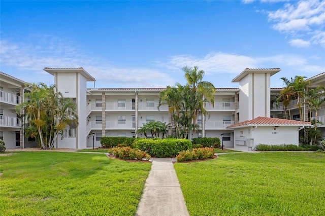6507 Stone River Rd Unit 304, Bradenton, FL 34203 - photo 2