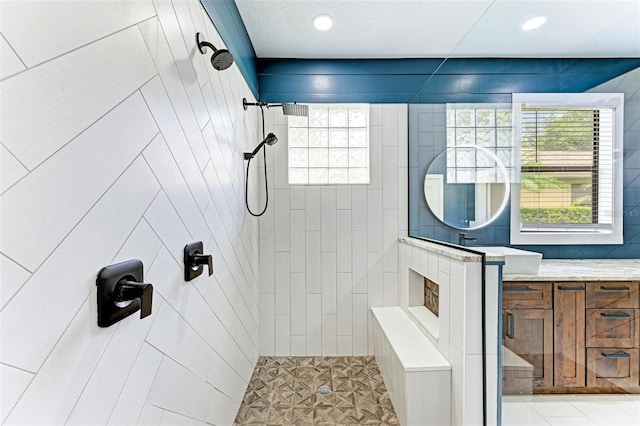 6423 Royal Tern Cir, Lakewood Ranch, FL 34202 - full bathroom featuring tiled shower, vanity, and recessed lighting