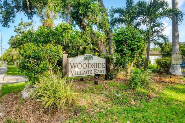 6832 Woodwind Dr Unit 53, Sarasota, FL 34231 - view of community sign