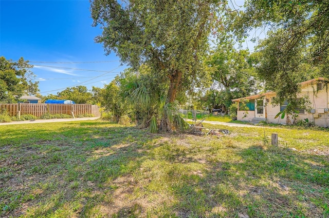 718 17th St E, Bradenton, FL 34208 - view of yard