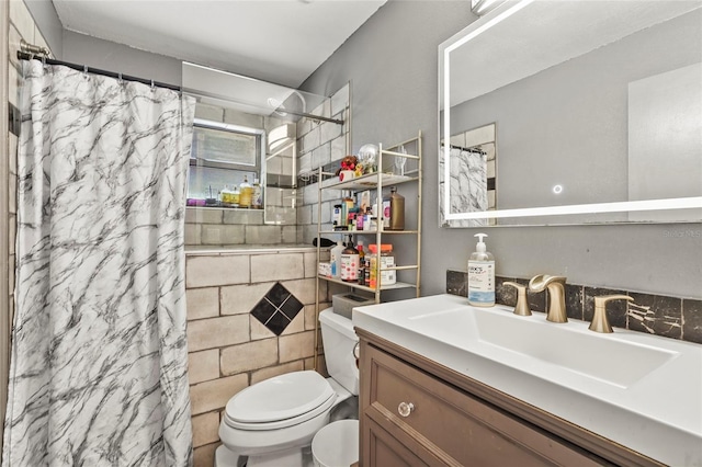 20 Idle Sands Dr, Venice, FL 34293 - full bath featuring vanity and a shower with shower curtain