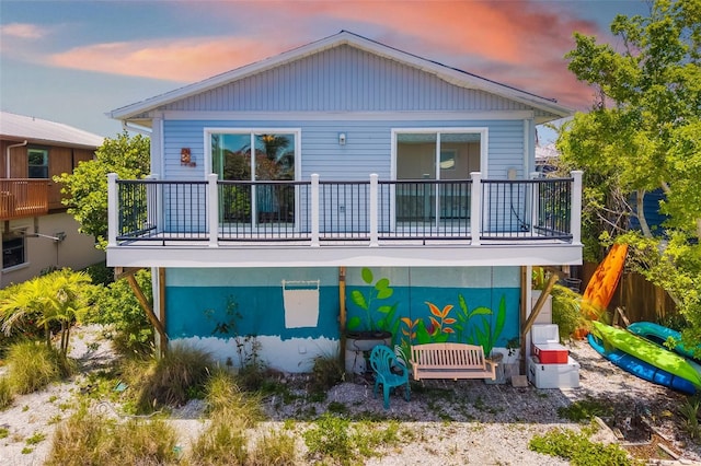 2513 Avenue B Ave B, Unit B, Bradenton Beach, FL 34217 - rear view of property