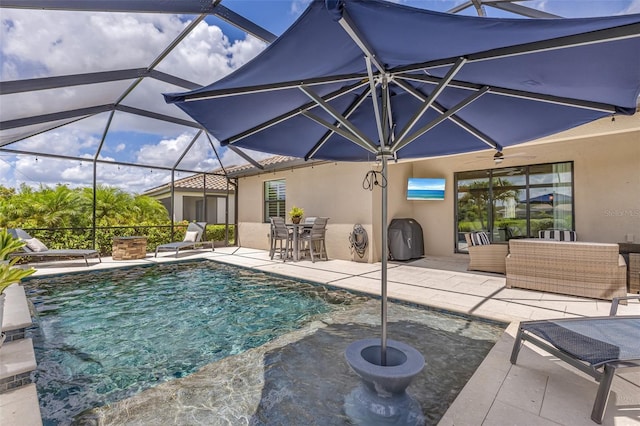 6507 Clairborne Ln, Bradenton, FL 34211 - outdoor pool featuring a patio area, a lanai, outdoor dining space, and ceiling fan