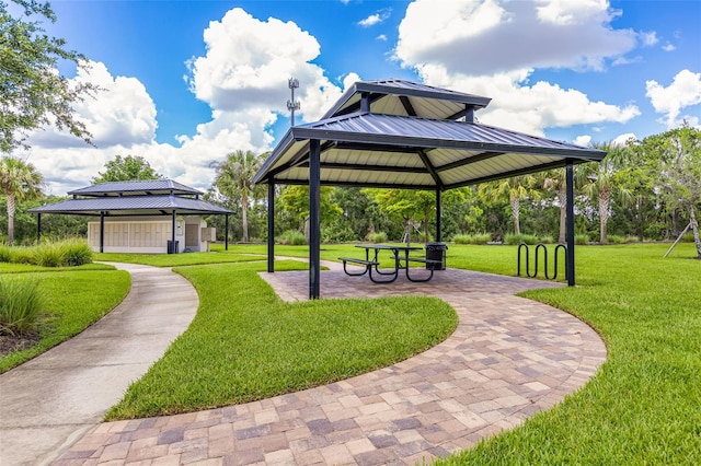 6507 Clairborne Ln, Bradenton, FL 34211 - view of home's community with a gazebo and a yard