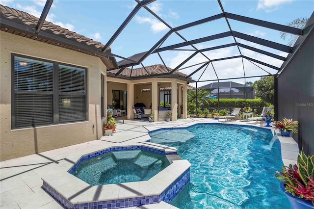 4540 Terrazza Ct, Bradenton, FL 34211 - view of pool with a patio area and a pool with connected hot tub