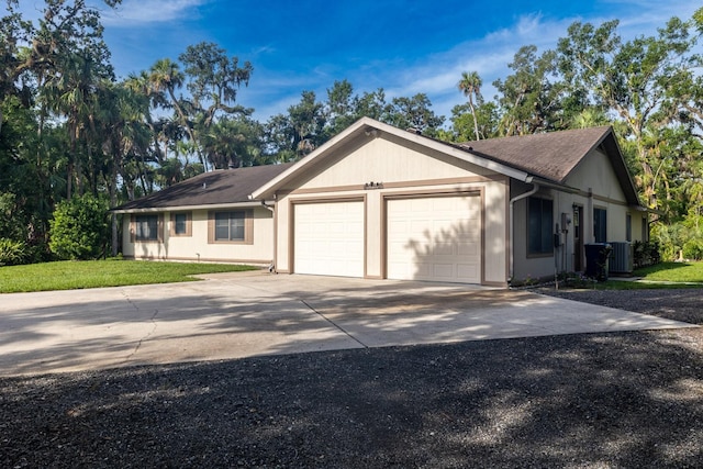 3804 65th St E, Bradenton, FL 34208 - single story home featuring a garage and concrete driveway