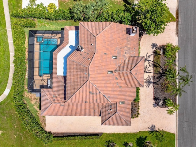 1484 Seafarer Dr, Osprey, FL 34229 - aerial view of property and surrounding area featuring a pool
