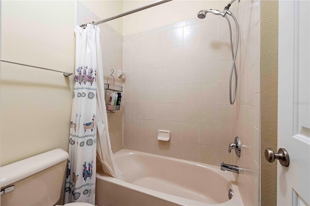 3698 Parkridge Cir Unit 26-104, Sarasota, FL 34243 - full bath with shower / bath combo and toilet