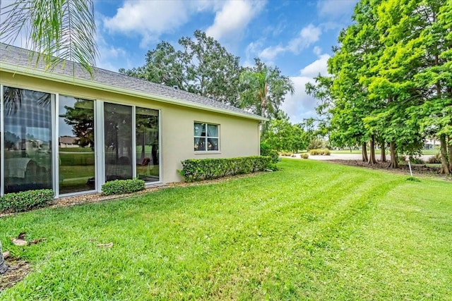 6908 Stoneywalk Ct, Bradenton, FL 34203 - view of green lawn