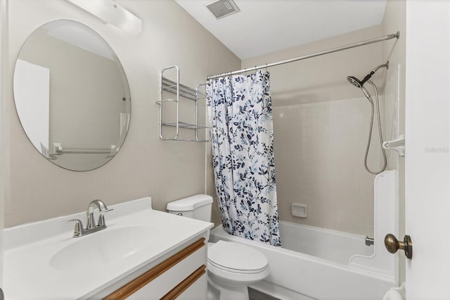 7866 Eagle Creek Dr Unit 7866, Sarasota, FL 34243 - full bathroom featuring shower / bath combination with curtain and vanity