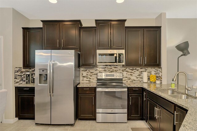 8417 Karpeal Dr Unit 4, Sarasota, FL 34238 - photo 11
