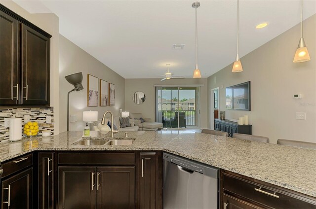8417 Karpeal Dr Unit 4, Sarasota, FL 34238 - photo 15