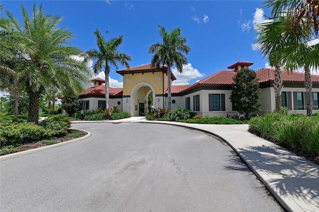 5910 Hevena Ct, Palmetto, FL 34221 - view of front of property featuring stucco siding and a tile roof