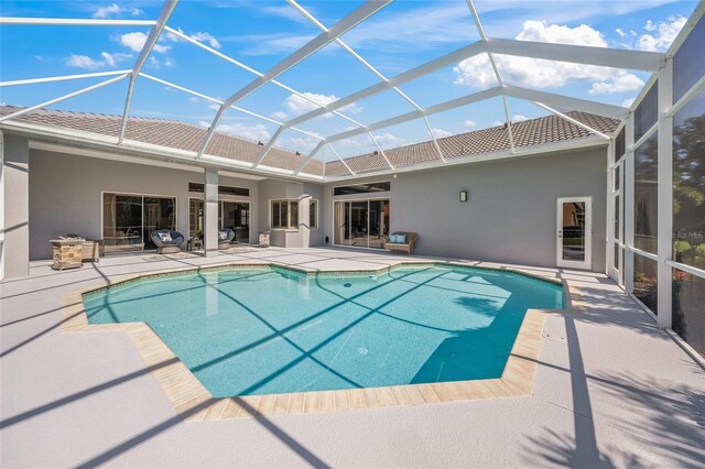 8924 Misty Creek Dr, Sarasota, FL 34241 - outdoor pool with a patio area and glass enclosure
