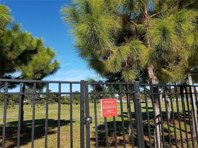 2155 Wood St Unit A26, Sarasota, FL 34237 - photo 31