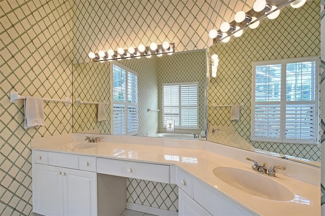 5839 Los Verdes Ct, Bradenton, FL 34210 - bathroom with double vanity
