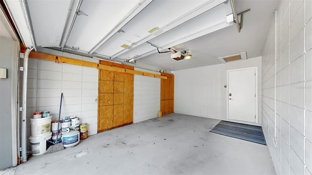 4455 Emerald Ridge Dr, Sarasota, FL 34233 - view of garage