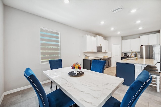 4405 Weathered Moss Gln, Palmetto, FL 34221 - dining area featuring recessed lighting and light tile patterned floors