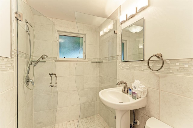 160 Coolidge Dr, Sarasota, FL 34236 - full bathroom with a shower stall and tile walls