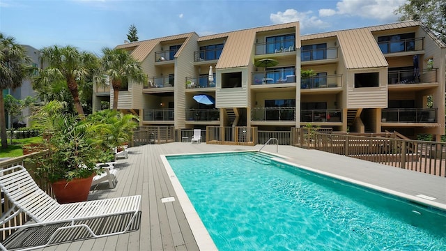 1740 Alderman St Unit 7, Sarasota, FL 34236 - view of community pool