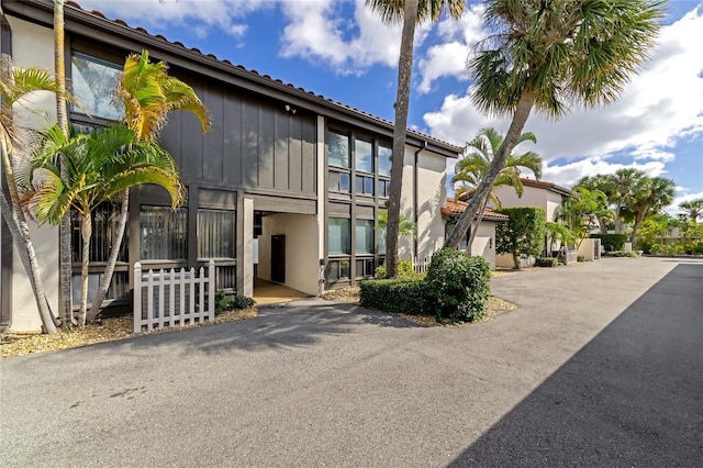 800 S Blvd Of The Presidents Unit 16, Sarasota, FL 34236 - view of building exterior