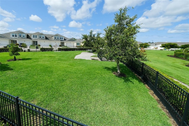 3681 Divot Ln, Sarasota, FL 34232 - view of yard featuring a residential view and a patio area