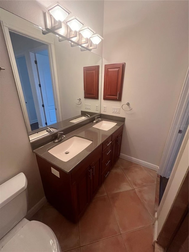 2119-2125 Montclair Dr Unit 2119 & 2125, Sarasota, FL 34231 - full bathroom featuring double vanity and tile patterned flooring