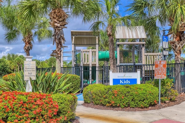 5333 Tide Point Way, Bradenton, FL 34208 - view of community sign